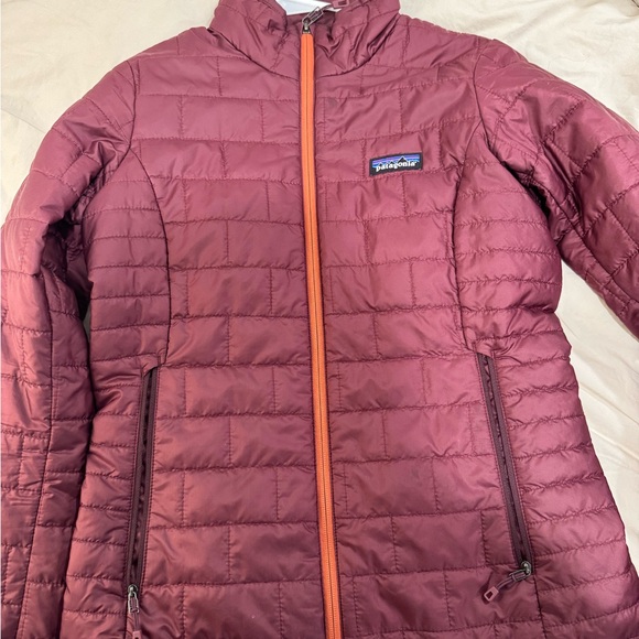 Patagonia Women's Puffer Jacket - Burgundy and Orange - Picture 2 of 2